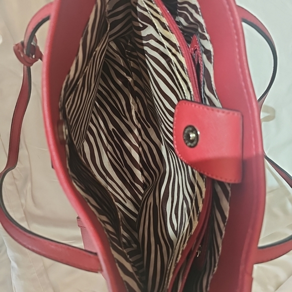 Dana Buchman Red Shoulder Bag with Zebra Lining - Picture 1 of 4
